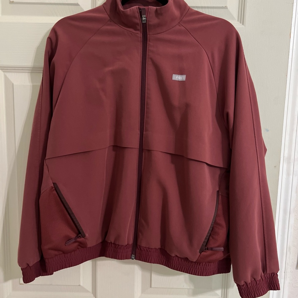 FIGS Sydney Burgundy Scrub Jacket